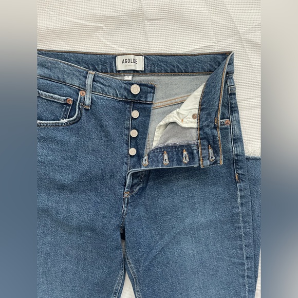 Agolde Riley Crop in Escape 28 - Picture 3 of 6